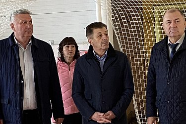 Владимир Окшин встретился с сакмарцами